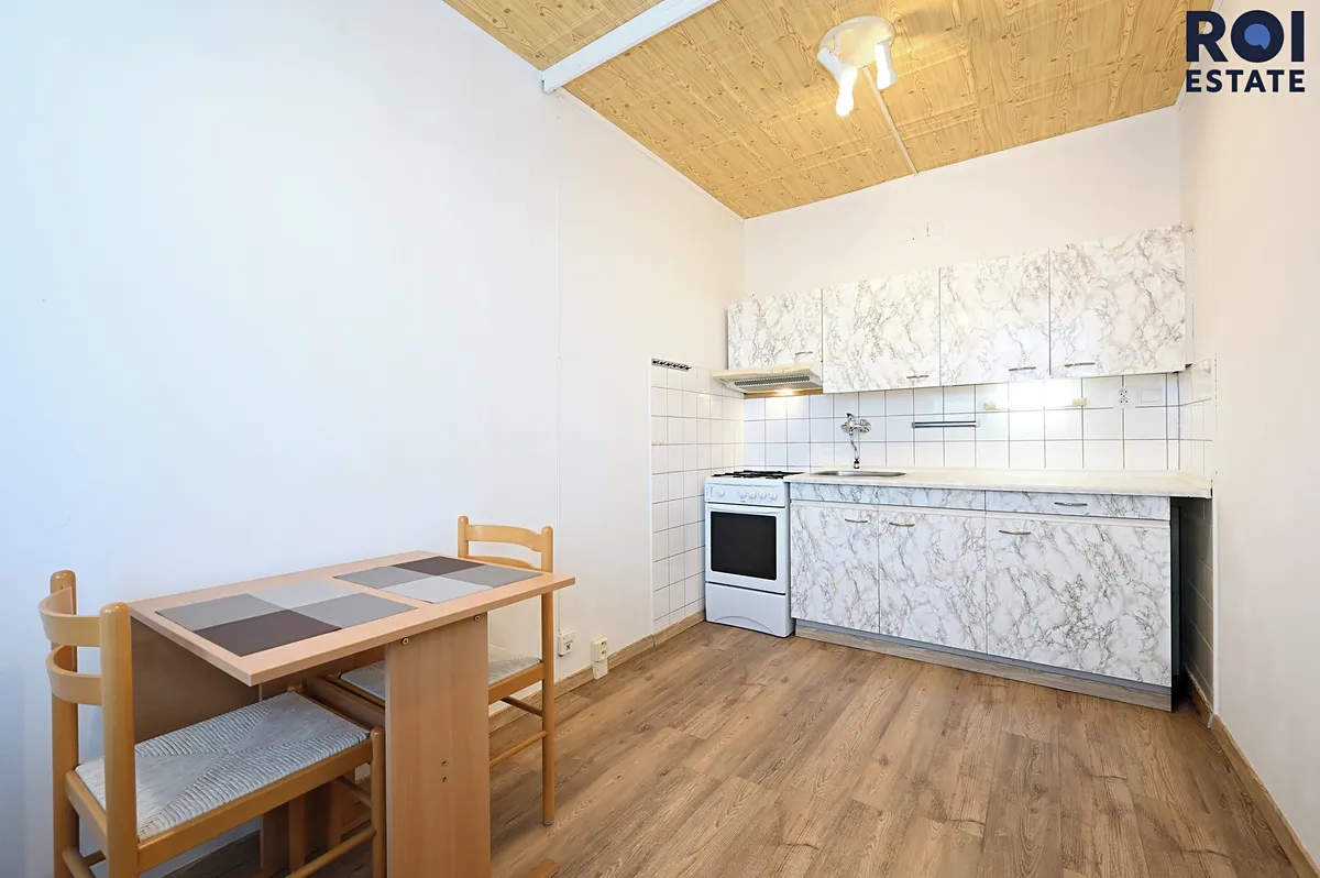 Pronájem bytu 1+1 34 m²